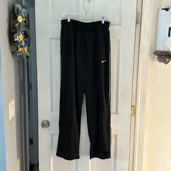 Nike Black & White Striped Basketball Pants Men’s Large EUC - Picture 1 of 4